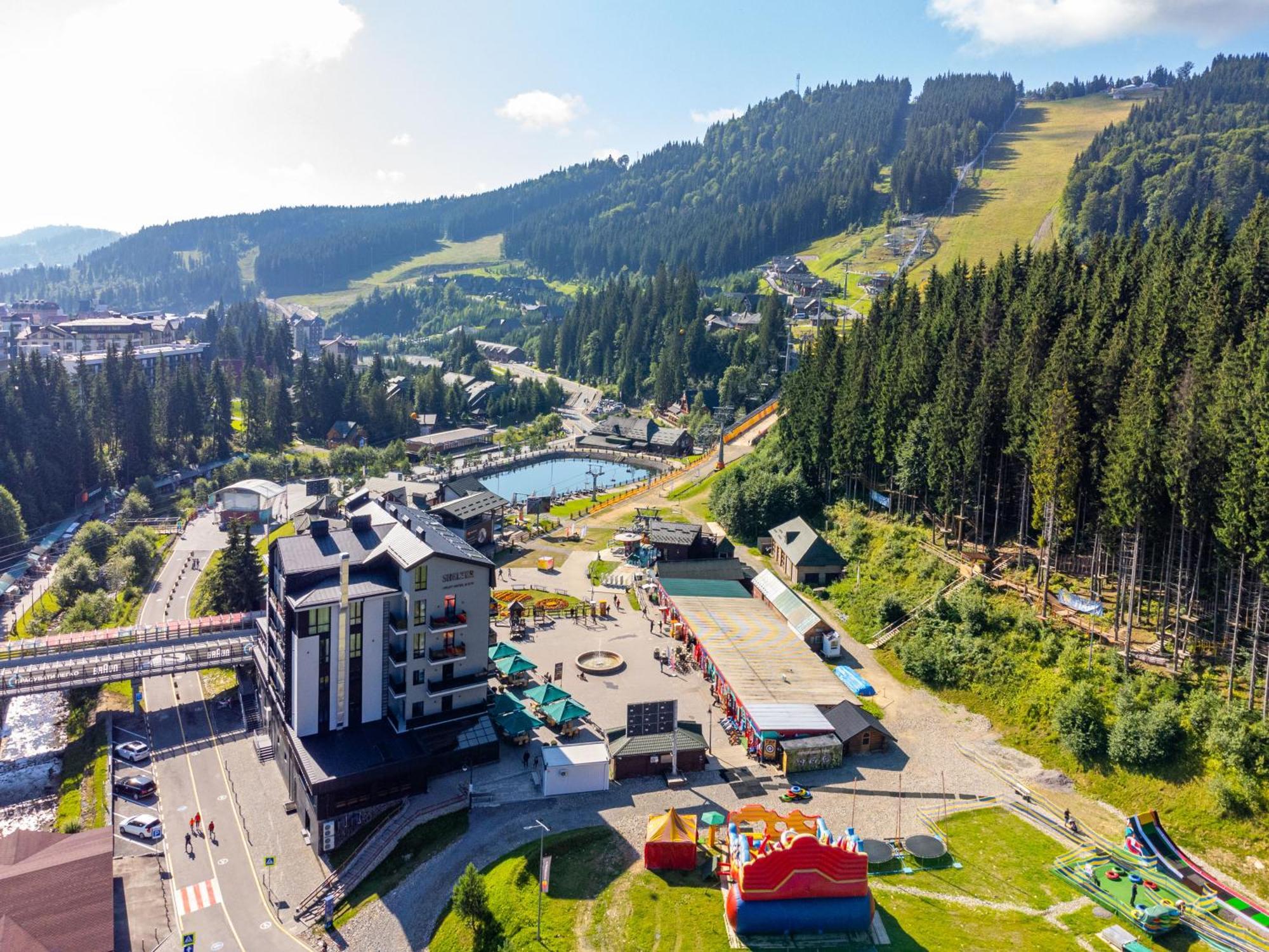 Shelter Apart Hotel Bukovel Eksteriør bilde